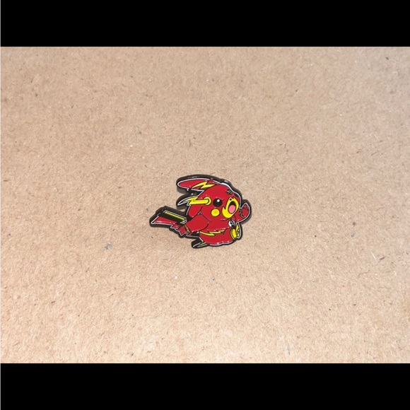 Flash Pikachu Pin - Picture 2 of 3